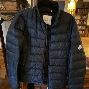 Moncler Lambot Giubuotto Lightweight Down Navy Jacket